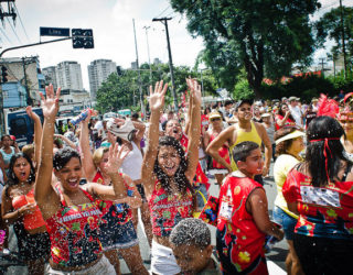 Carnaval deve atrair mais de 10 milhões de turistas e movimentar R$ 11  bilhões