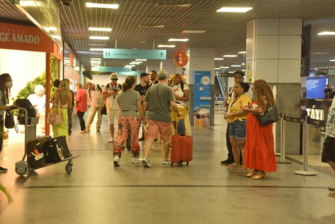 Passageiros já pagam mais caro para embarcar no Aeroporto Internacional de Salvador