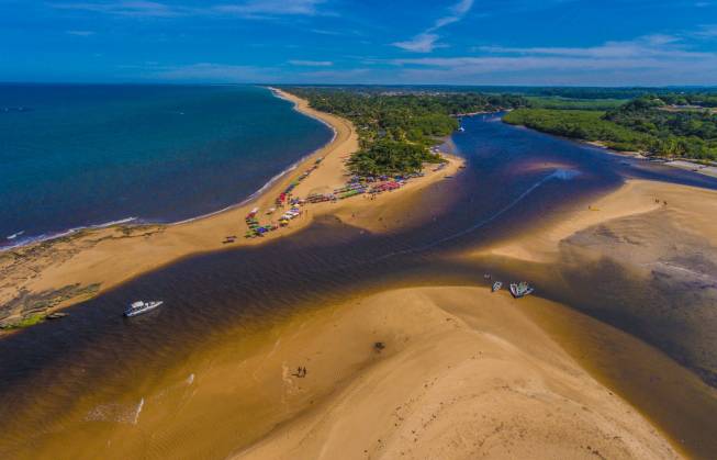Porto Seguro ganha protagonismo na maior feira de turismo da América Latina