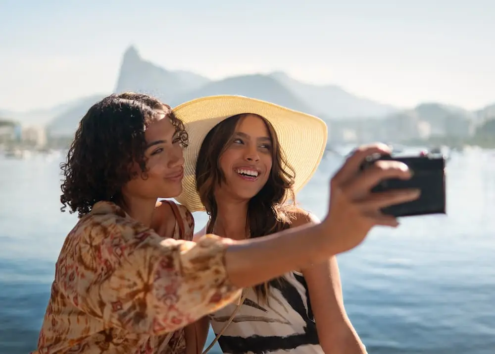 Pesquisa mostra por que viajar vale mais do que comprar bens para brasileiros