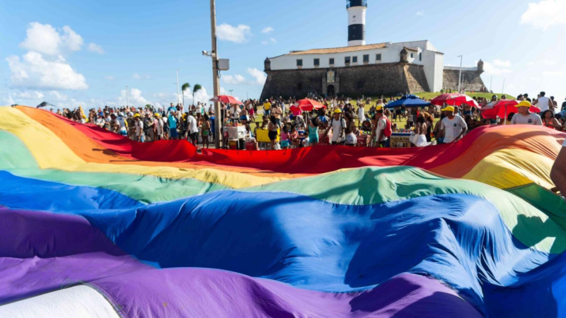 Parada do Orgulho LGBT+ Bahia em Salvador no feriado da Independência do Brasil