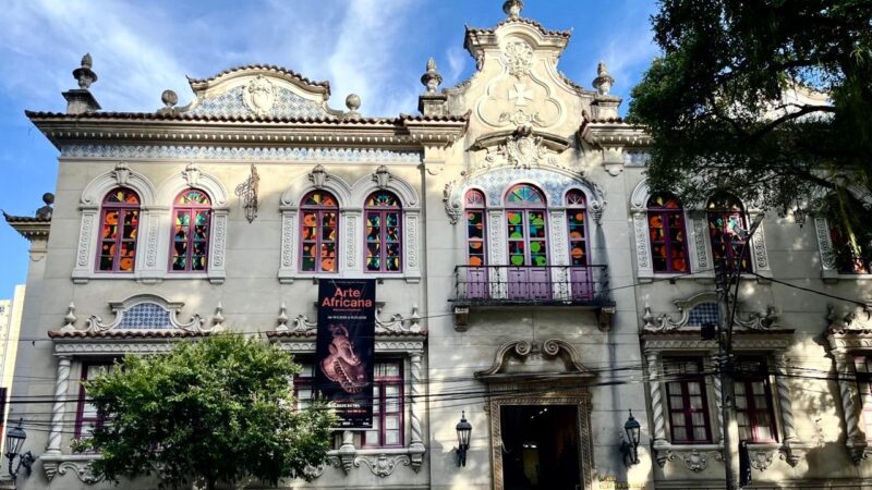 Museu da Bahia inaugura exposição que questiona fronteiras entre arte, artesanato e cultura popular