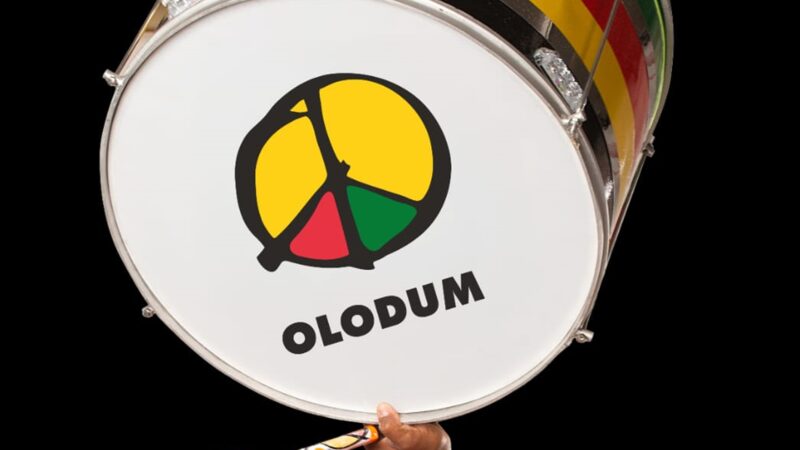 Bloco Olodum celebra a Primavera dos Povos Africanos em Salvador