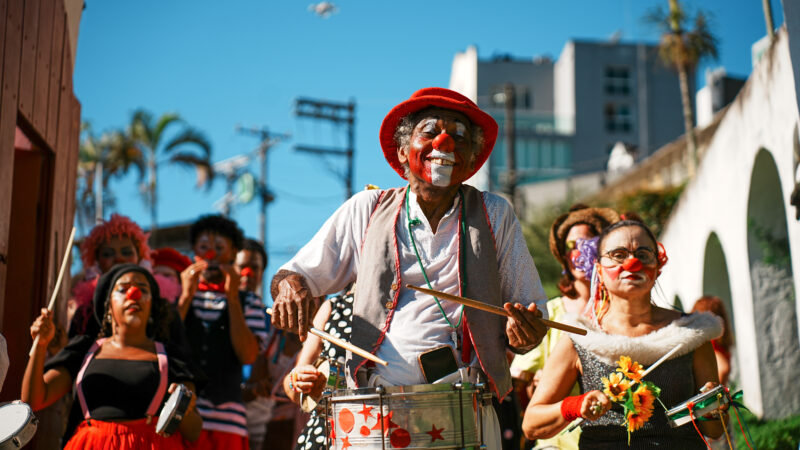 Festival Nossa, Que Palhaçada! reúne 10 espetáculos e artistas de 3 estados do Nordeste na Bahia
