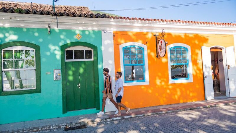 Embratur mapeia oportunidades para ampliar turismo LGBTQIA+ no Brasil