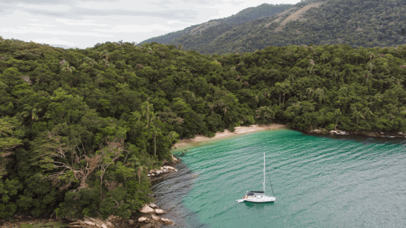Ecoturismo – Volta da Ilha Grande: trilha une praias paradisíacas a história de Angra dos Reis